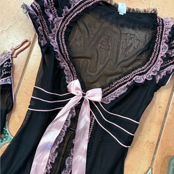 Trashy brand lingerie Elegant Black & Pink Lace bows Chemise Set size large - Picture 2 of 4